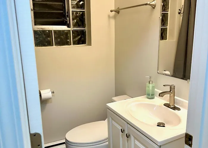 Apartamento Charming And Convenient 2br 1ba - Fully Furnished And Equipped - Fast Internet Forest Park