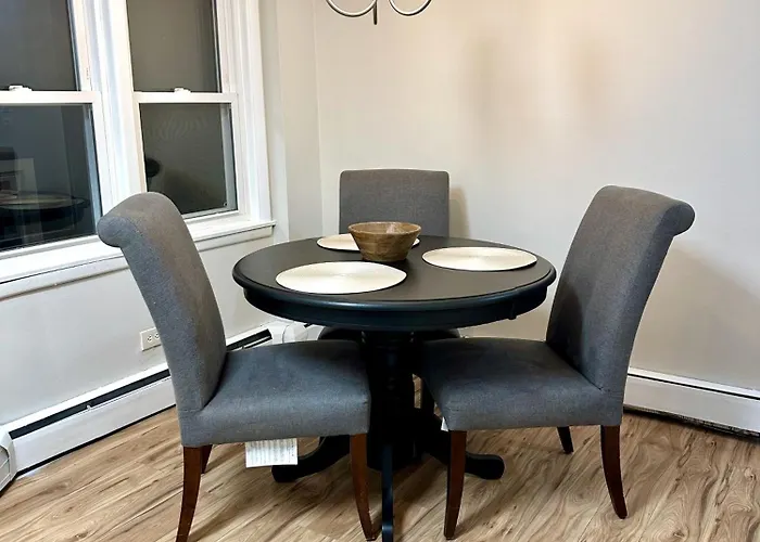 Charming And Convenient 2br 1ba - Fully Furnished And Equipped - Fast Internet Apartamento *